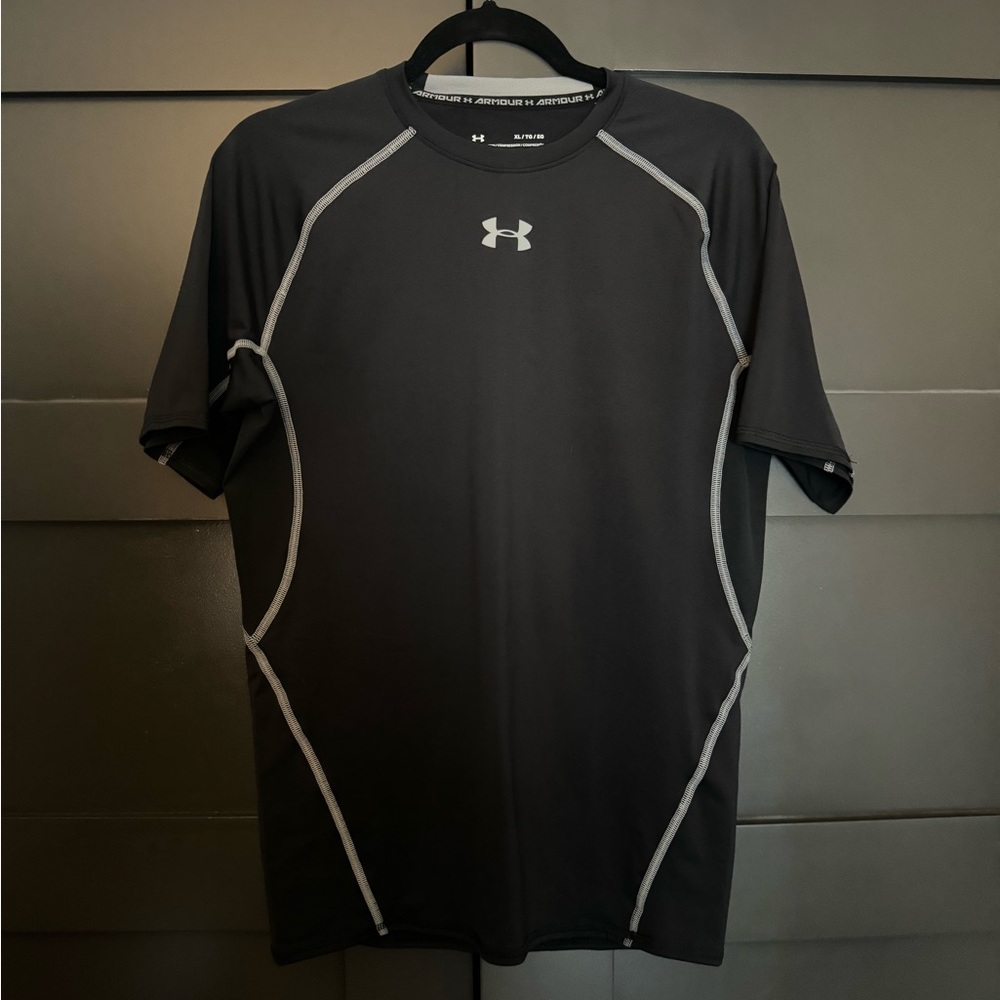 Under Armour Heat Gear Compression Shirt - XL